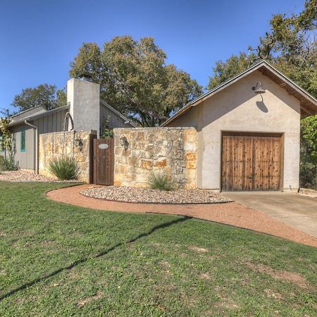 406 Lodge-A: Hot-Tub & 2 Blks To Main St Fredericksburg Luaran gambar